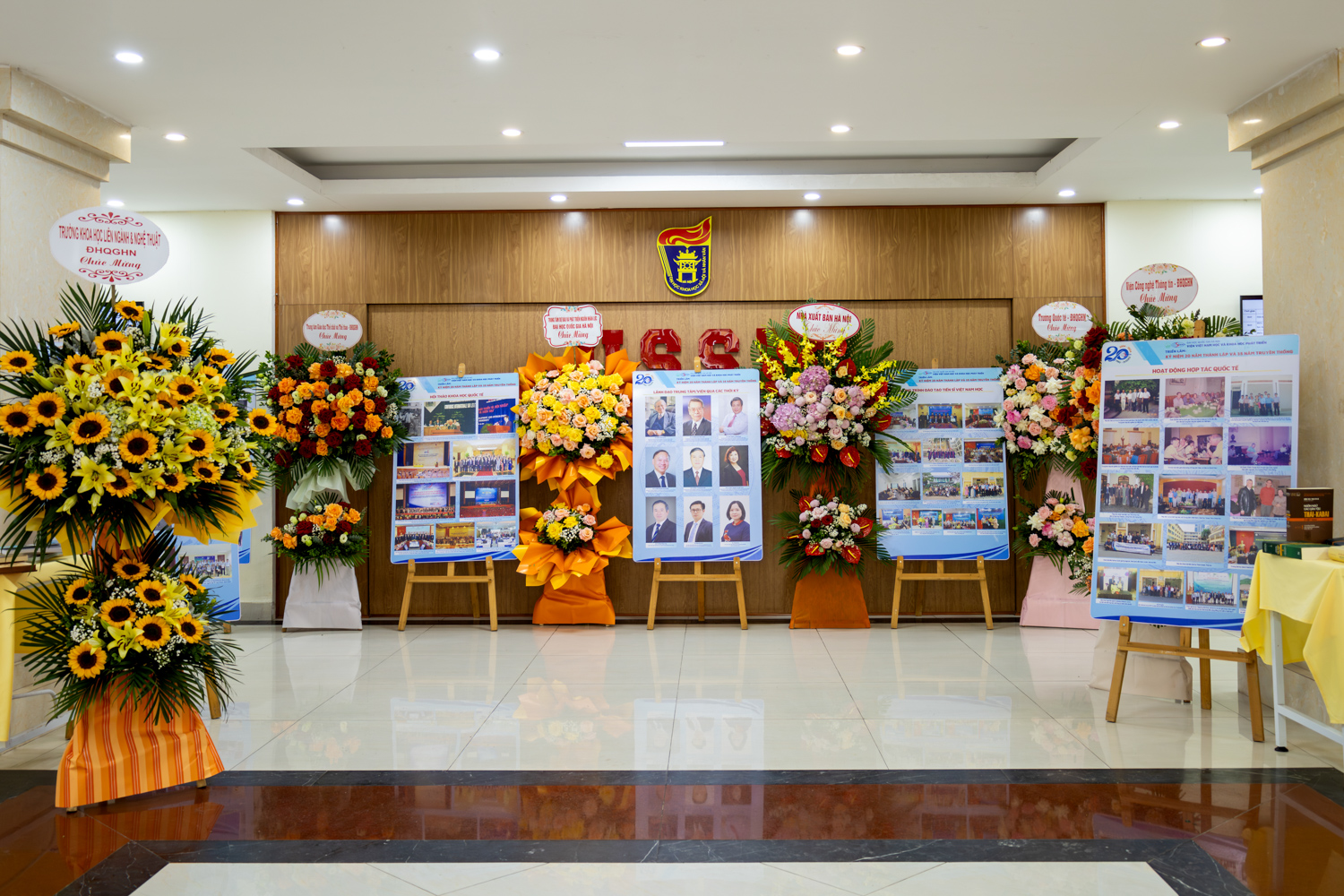 Nghiên cứu và đào tạo Việt Nam học: những vấn đề lý luận và thực tiễn